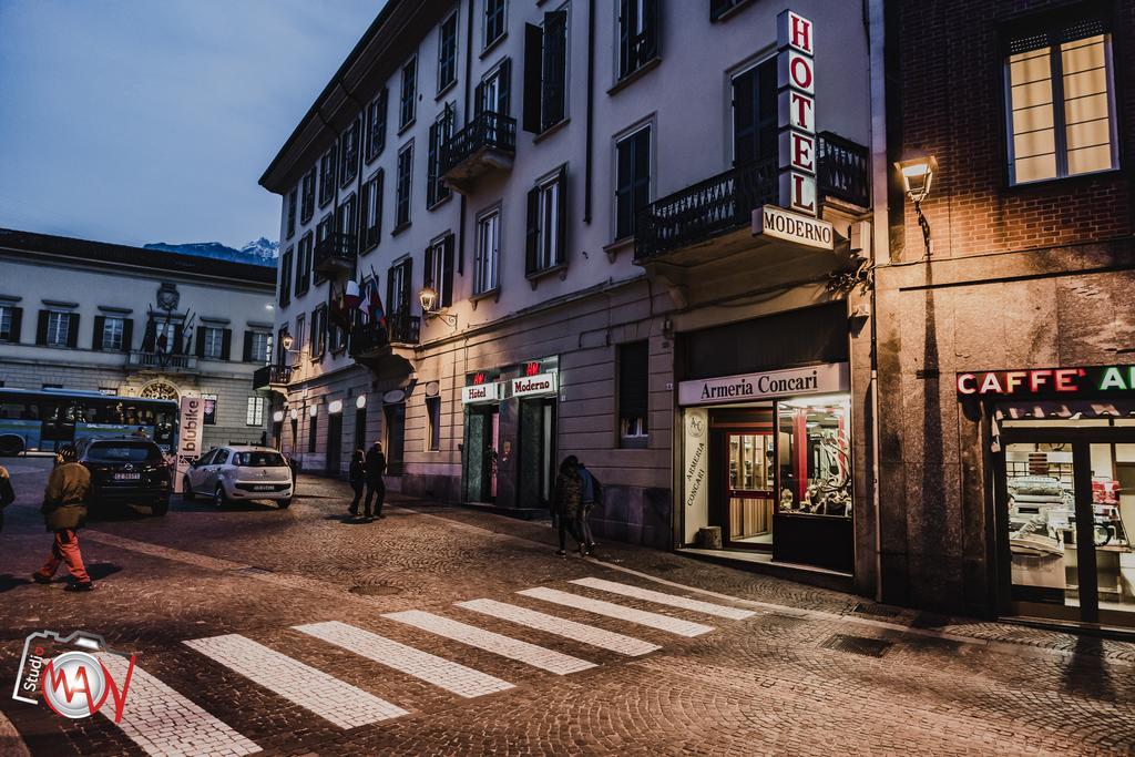 Hotel Moderno Lecco Buitenkant foto