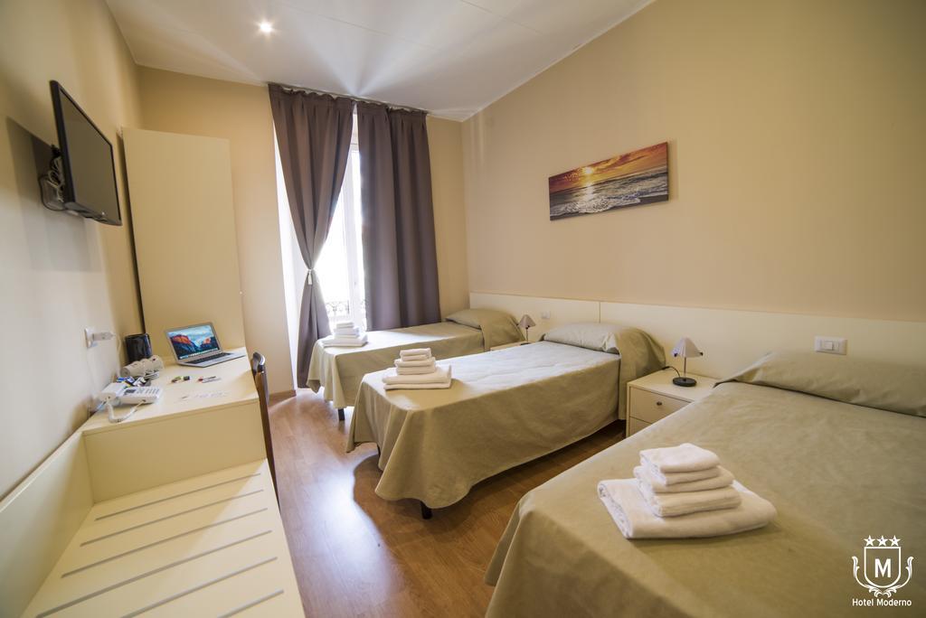 Hotel Moderno Lecco Buitenkant foto