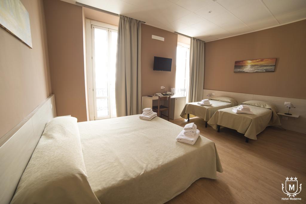 Hotel Moderno Lecco Buitenkant foto