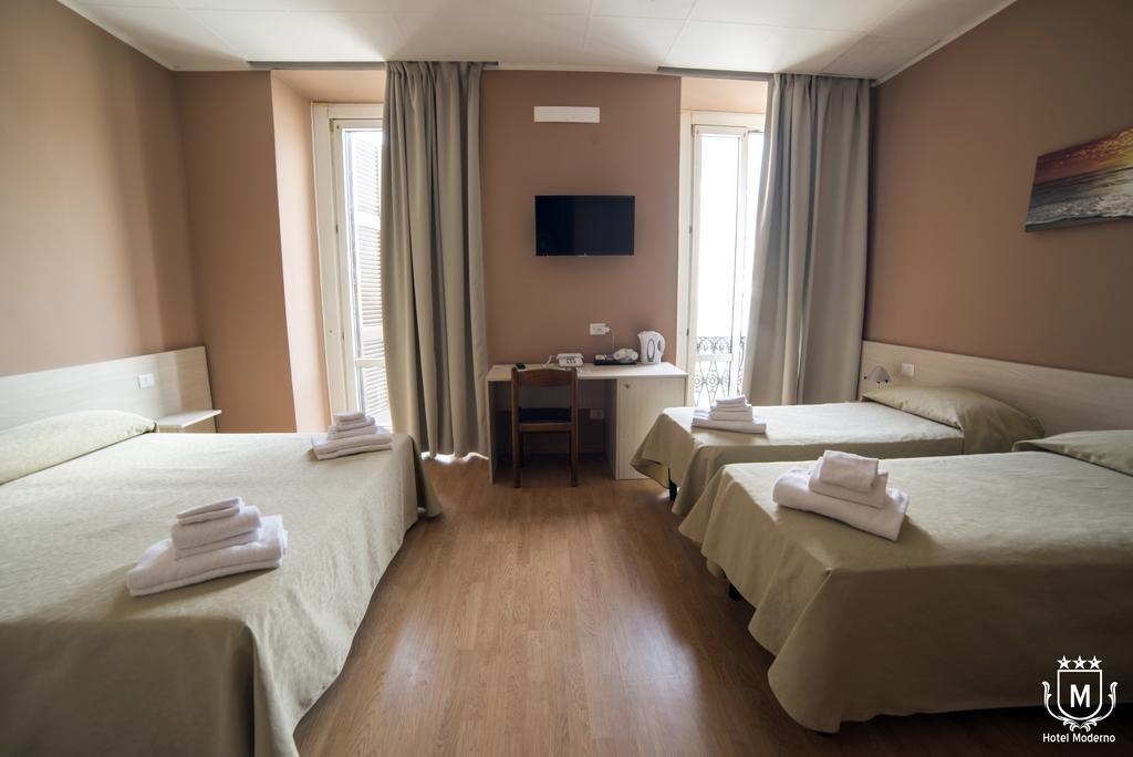 Hotel Moderno Lecco Buitenkant foto