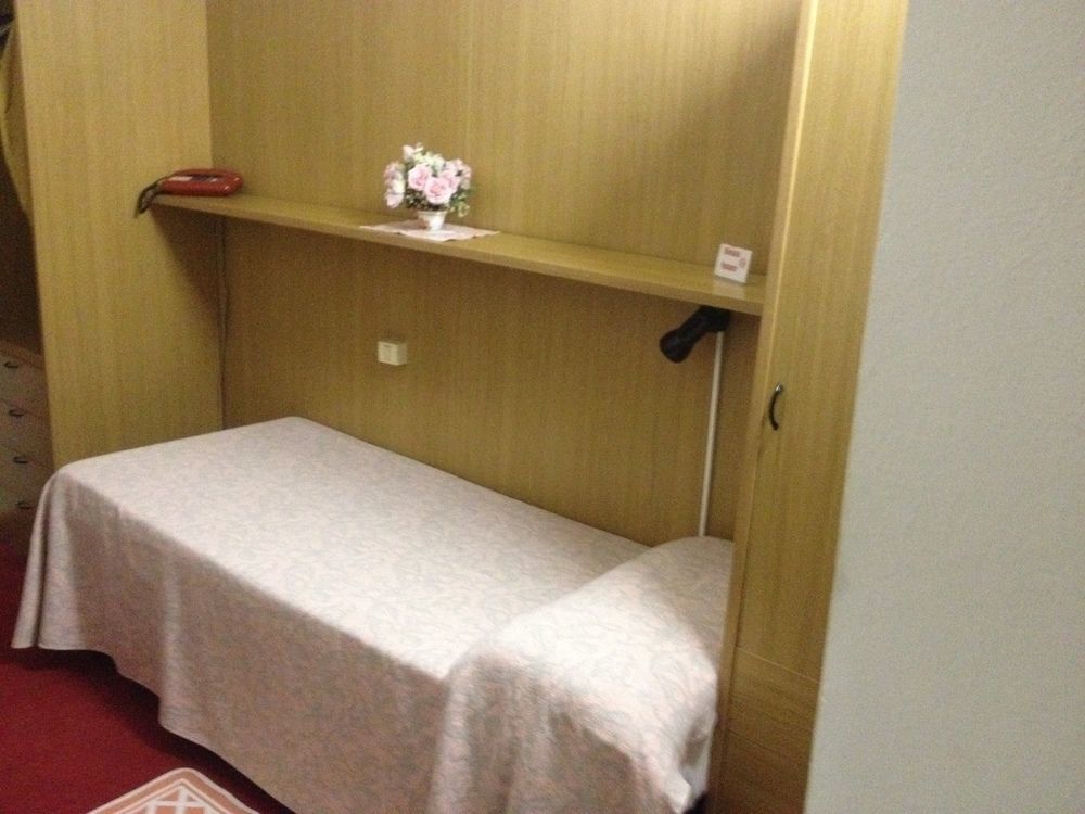 Hotel Moderno Lecco Buitenkant foto